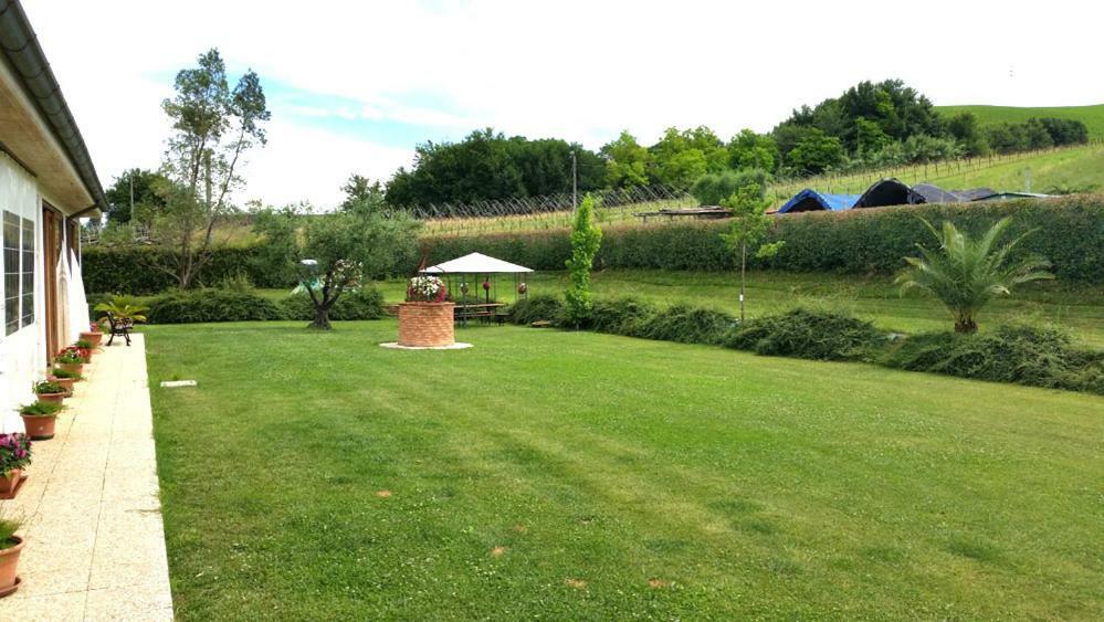 B&B La Tenuta Del Conte Fermo Exterior photo